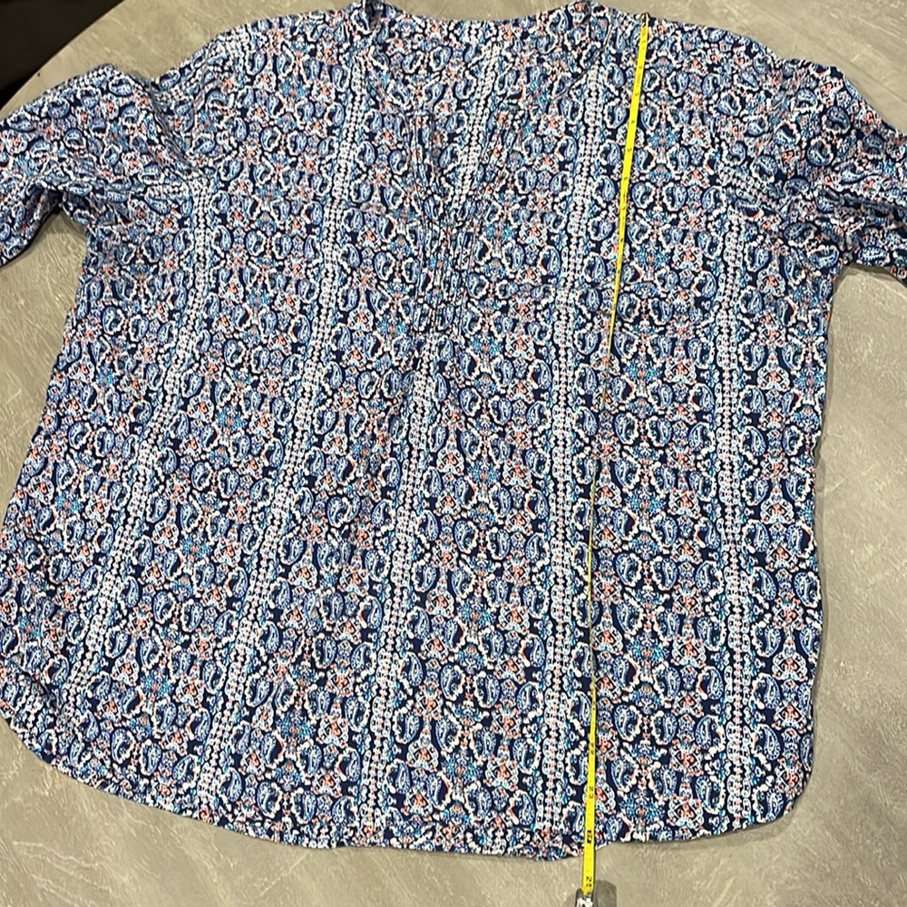Adorable blouse - Picture 7 of 10